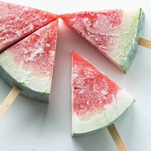 Common Frozen Watermelon, Color : Red, Packaging Type : Plastic Packet For Human Consumption