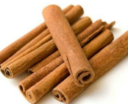 Raw Cinnamon Stick, Color : Brown, Grade Standard : Food Grade, Packaging Type : Plastic Bag