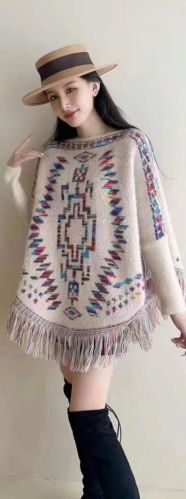 Printed Wool Ladies Fancy Poncho M, Xl
