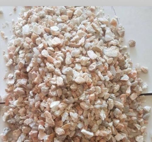 Soda Feldspar Grains, Color : Off White, Packaging Size : 30-50 Kg, Packaging Type : HDPE Bag