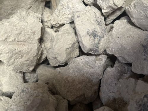 Bentonite Lumps, Color : White, Grade : Chemical Grade