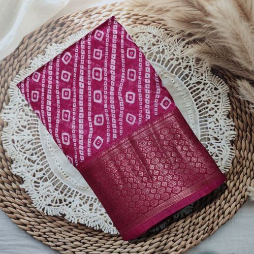 Dola Silk Saree, Brand Name : Charulingah palette