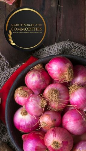 Maruti Commodities Red Onion, Color : Pink, White, Packaging Size : 20 Kg, State Of Origin : Madhya Pradesh