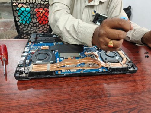 Laptop Repairing Services, Service Mode : Offline