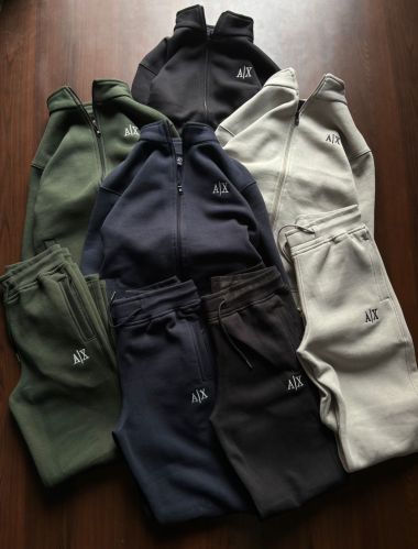 Plain Mens Tracksuits