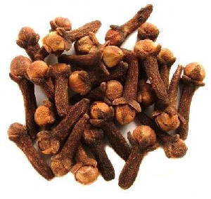 Clove Seeds, Packaging Type : PP Bag, Packaging Size : 25 Kg For Food Medicine