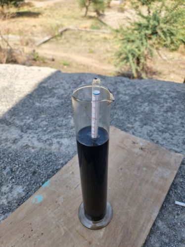 Black Liquid Light Diesel Oil