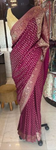 Printed Ladies Fancy Georgette Saree, Technics : Machine Made