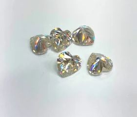 White Heart Shape Cut Moissanite Diamond, For Jewellery Use, Jewellery, Packaging Type : Velvet Bag