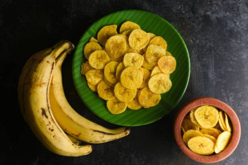 Banana Chips, For Human Consumption, Packaging Type : Packet