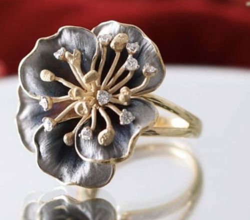 Brass Ladies Fancy Flower Ring, Size : Multisizes