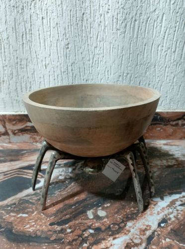 Brown Round Wooden Bowl On Aluminium Spider, For Gift Purpose, Hotel, Restaurant, Home, Size : 12