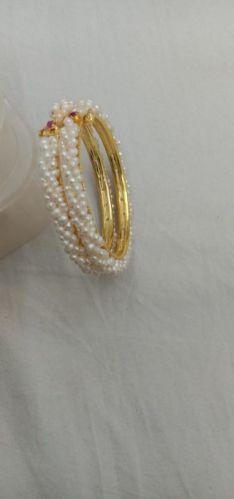 Real Fresh Hyderabady Water Pearls Bangles, Packaging Type : Velvet Box, Wooden Box