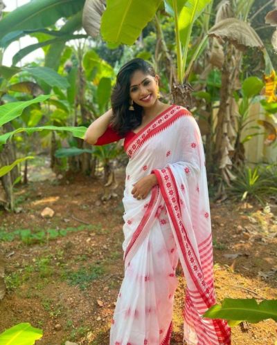 Printed Soft Lilan Cotton Red & White Lillian Saree Traditional