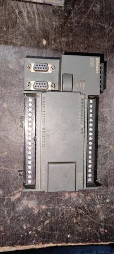 Siemens 6ES7 214-2AD23-0XBO PLC