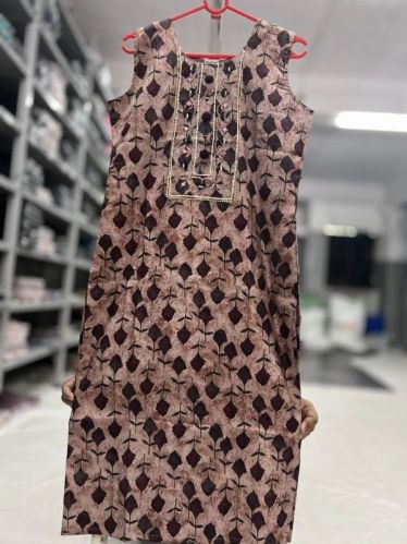 Ladies Brown Designer Printed Kurti, Size : Medium