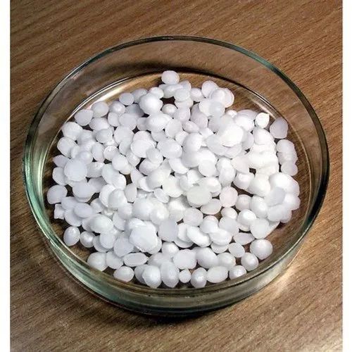 White Ca(OH)2 Calcium Hydroxide Pellets, For Industrial, Packaging Type : Plastic Bag