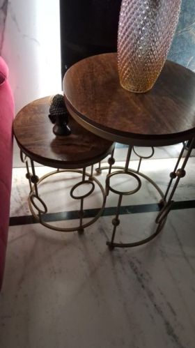 Brown Polished Wooden Nesting Table, For Restaurant, Office, Hotel, Home, Shape : Round