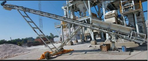 220V Automatic Electric Belt Conveyor System, For Moving Goods, Certification : CE Certified