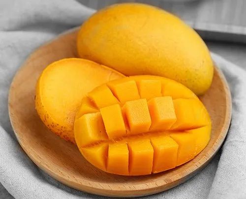 Organic A Grade Mango, Shelf Life : 10 Days