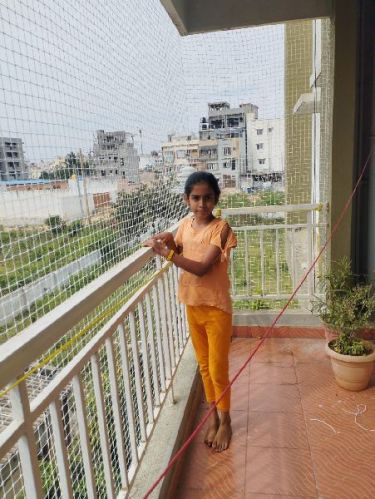 Black HDPE Nylon Bird Netting, For Safety Use, Width : 10ft, 12ft, 14ft, 16ft, 8ft, 100ft