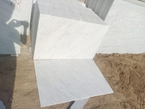 Polished Makrana Kumari Marble Slabs, For Flooring Use, Making Temple, Statue, Color : White