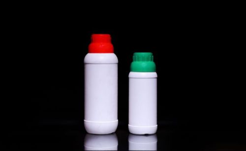 Glypho Shape HDPE Pesticide Bottle, Feature : Fine Quality, Freshness Preservation, Light-weight