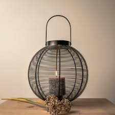 Metal Polished Hurricane Lantern, For Decoration, Style : Handmade