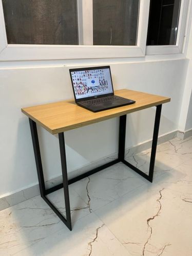Plain Foldable Laptop/study Table Table(A002), For Restaurant, Hotel, Home, Garden, Cafe, Feature : Stylish Look