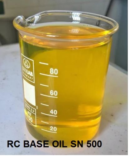 Imported Yellow Rc Base Oil Sn500, For Industrial Use Only, Packaging Type : Loss