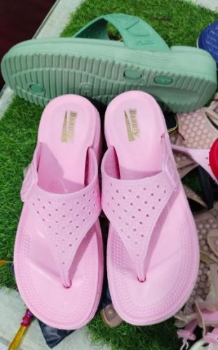 BPS Rubber Ladies Plain Slipper, For Casual Wear, Feature : Comfortable, Stylish, Soft, Durable