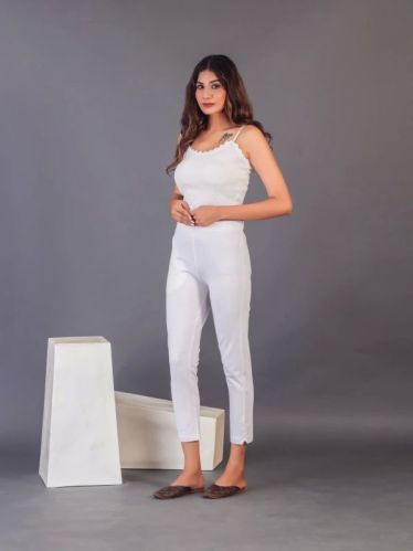 Pocket Style White Straight Pant, Occasion : Casual Wear