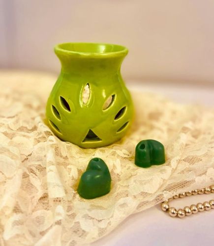 Kana Creations Polished Ceramic Matki T Light Diffuser, For Interior Decor, Feature : Shiny Look, Stylish