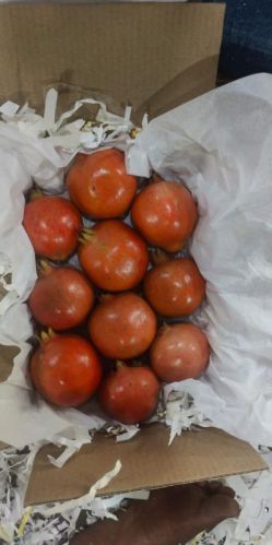 Organic Pomegranate, For Food Medicine, Packaging Size : 5kg, 10kg, 15kg, 25kg, 30kg