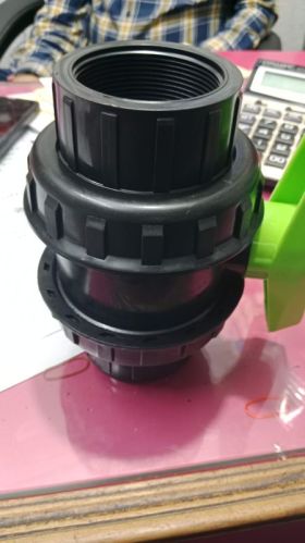 Standard Threaded PVC Union, For Pipe Fitting, Color : Black