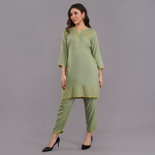 Krishika Kreations Rayon Cotton Kurti Pant Set, Gender : Female