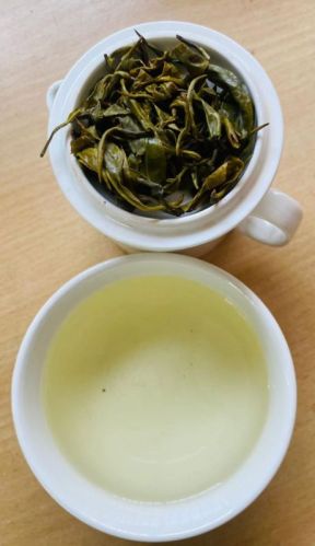 Natural White Tea Leaves, For Home, Office, Restaurant, Hotel, Grade : Herbal Grade