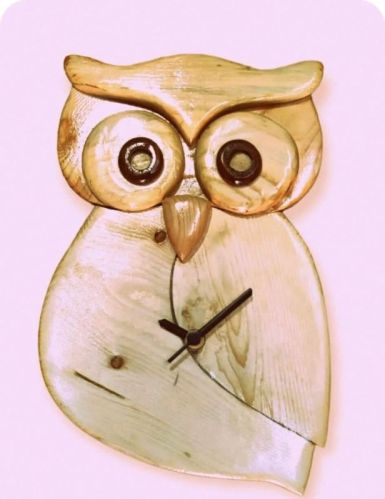 Creamy Bengal Art Wooden Owl Shape Clock, For Wall Decoration, Feature : Durable, Fine Finishing