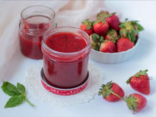 Strawberry Drink Crush, Packaging Type : Plastic Bottle