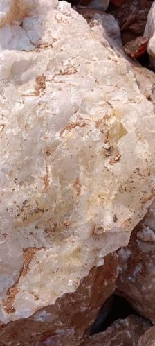 Transparent Natural Crystal Quartz, Feature : Striking Colours, Fine Finished, Durable