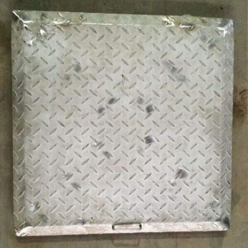 Grey Square Concrete Manhole Cover, For Construction, Industrial, Size : Multisizes