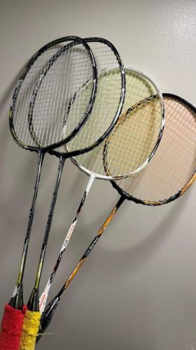 Carbon Fibre Yonex Badminton Rackets, Width : 7inch, 8inch, 9inch