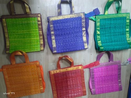 Square Korai Grass Hand Bag, Feature : Stylish, High Quality, Durable