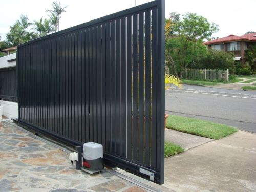 Black Polished Automatic Sliding Gate, For College, Parking Area, School, Size : Customized