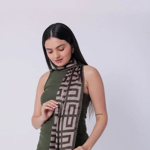 Black Geometric Pattern Viscose Scarf, Size : 70x30 Inch