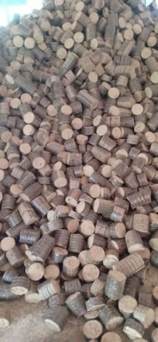 Hard Common Bio Fuel Briquettes, Certification : Udyam