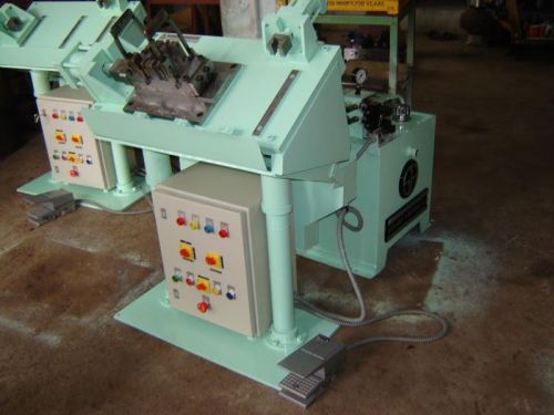 Battery Container Hole Punching Machine, Speciality : Easy To Use, High Efficiency, Reliable, Low Power Consumption