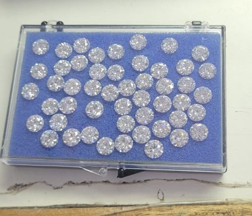 White Polished Round Diamonds, For Jewellery Use, Style : Common