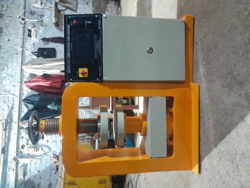 Color Coated 50-60 Hz Automatic Compression Testing Machine, For Industrial, Packaging Type : Wooden Box