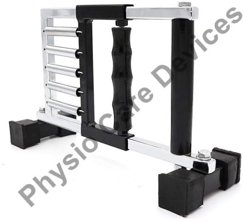 Black Rectangle Stainless Steel Finger Grip Exerciser, For Household, Model Number : PCD 155